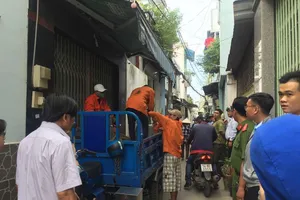 Bình Chánh: Bị cưỡng chế nhà không phép, dân kiện chủ tịch 