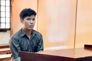 Trai trẻ làm 'cò' ngoại tệ lừa được 17 tỉ