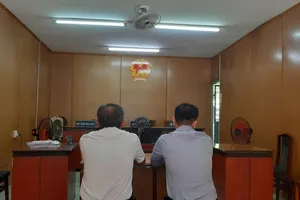 Hai cựu công chức hải quan 'biến' phế liệu thành hàng xịn