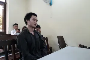 'Tú ông' nói không biết môi giới mua bán dâm là trái luật