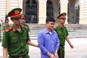 Người dắt mối vay nặng lãi sát hại cha con chủ nợ 