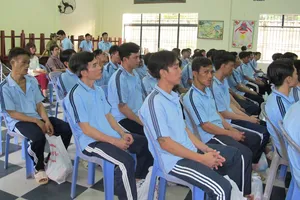 Hoang tưởng vì dùng chất hướng thần như trò chơi