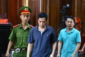 Cựu chủ tịch VN Pharma 'luận' về thuốc ung thư giả