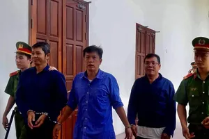 Kiến nghị điều tra 79 CSGT, TTGT nhận hối lộ vụ logo xe vua