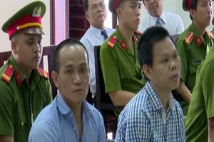  Tử hình người Campuchia bỏ tiền đưa hàng trắng qua cửa khẩu