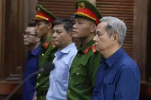 Vụ ông Nguyễn Hữu Tín: 'Người có chức vụ bé nhất lại đúng'