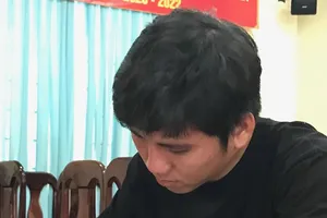 Đăng 'phây' vài dòng, mất 10 triệu đồng