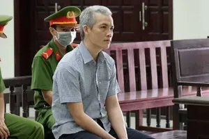 Tòa nói gì về vụ cựu viện phó nhận 2.500 USD để 'chạy án'?