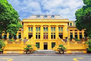 Hỏa tốc: Tòa án tạm dừng xét xử đến hết tháng 3