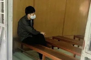 Cho khách Tây uống thuốc ngủ rồi đưa vào bệnh viện để cướp