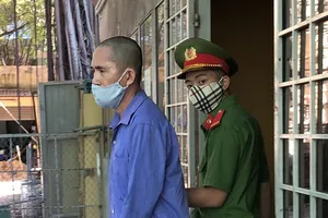 Tử hình ông xe ôm nghỉ làm đi bán ma túy kém chất lượng