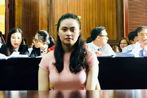 Hot girl Ngọc Miu và 'trùm' Văn Kính Dương sắp hầu tòa