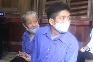 Cựu trưởng ban bồi thường giải phóng mặt bằng quận 1 hầu tòa