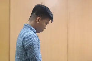 Người lên mạng thấy con nợ rủ cả nhóm đi tìm bị xử chung thân