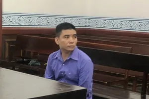 Không chịu tái hôn, chồng sát hại vợ cũ