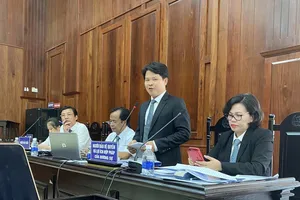 Luật sư ông Phạm Công Danh đòi ngân hàng trả 7.800 tỉ đồng