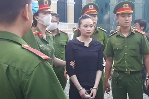 Lý do hot girl Ngọc Miu sợ người tình Văn Kính Dương