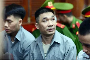  Văn Kính Dương từ chối luật sư chỉ định mà mời ba người khác