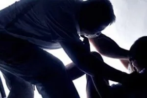 Không giảm án cho người vừa cướp tình vừa cướp vàng 