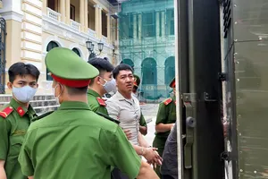 Tử hình kẻ vô cớ giết 2 người trong quán cháo vịt