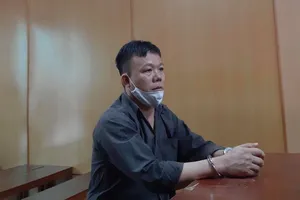 Hung khí 15cm nhưng vết thương sâu tới 23cm