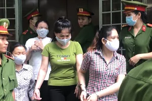 Kinh doanh massage 'tới z', nữ chủ tiệm và nhân viên lãnh án