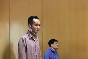 Đánh người chiếm xe tải để lấy lại tiền