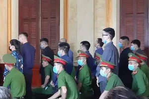 Xử đường dây giả danh công an, VKS, tòa án để lừa đảo