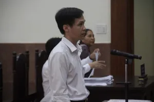 Thẩm phán, thư ký cấp sơ thẩm được triệu tập xin vắng mặt 