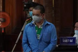 Bị đề nghị tử hình kẻ phóng hỏa làm chết 5 người đập bàn 