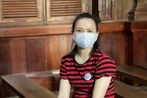 Nữ thư ký tổng giám đốc lừa đảo tiền tỉ