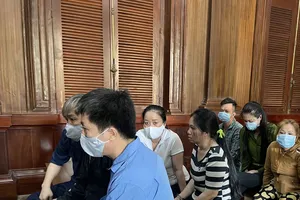 Xử nhóm bỏ thuốc hướng thần vào bia gài độ đánh bạc 