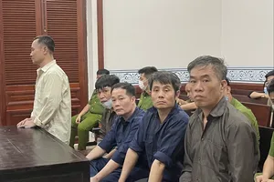 Điều tra bổ sung vụ 3 anh em ruột mua bán hàng cấm