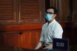 VKS đề nghị mức án nam tiếp viên hàng không lây lan COVID-19