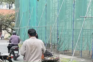 Y án vụ 2 người đồng hương bán hành tỏi dạo