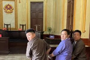 Xử tử hình người nghiện, tù chung thân 2 người phụ giúp