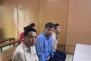 Sòng bạc Campuchia mượn tài khoản người Việt đánh bạc tiền tỉ