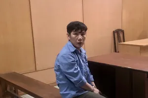 Bị cáo nằng nặc xin án tử hình chứ không nhận mức án khác 