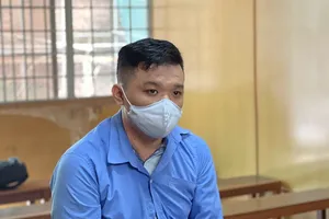 Tổ chức sinh nhật hoành tráng, chủ tiệc và bạn lãnh án