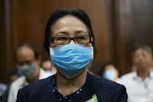 Bà Bạch Diệp nói '3 năm ở tù, đớn đau cũng nhiều', các luật sư nói bà vô tội