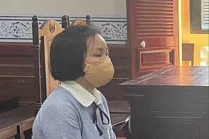 Nữ công an hậu cần tham ô bị phạt 8 năm tù