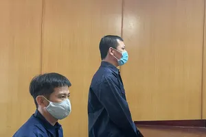 Thuê khách sạn, mua cơm cho 11 người Trung Quốc trốn ở Sài Gòn mùa dịch