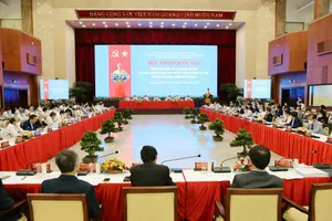 Chủ tịch nước Nguyễn Xuân Phúc chủ trì Hội thảo quốc gia tại TP.HCM