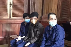 Đâm chết người đàn ông lớn tuổi sàm sỡ nữ tiếp viên