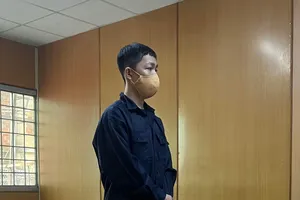 Bị cáo hoảng loạn khi bị bắt nay ra tòa nhận dạng đồng phạm