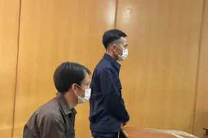 Án chồng án vụ hẹn nhau giữa khuya cho xem súng, đạn 