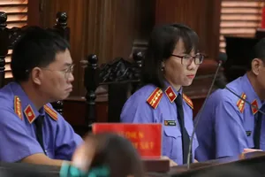 VKS đề nghị phạt thêm ông Tất Thành Cang 8-10 năm tù