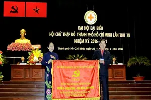 Ông Lê Quang Ninh tái cử chủ tịch Hội Chữ thập đỏ TP