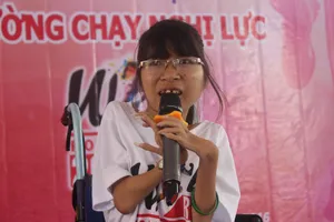 “Cô gái bán thẻ WiFi” được Đường chạy nghị lực tiếp sức