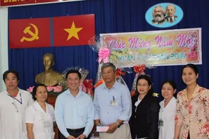 TP.HCM tăng 15% quà tết cho đối tượng chính sách 